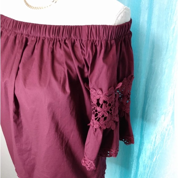 Off the shoulder burgundy top with lace detail - Picture 4 of 9
